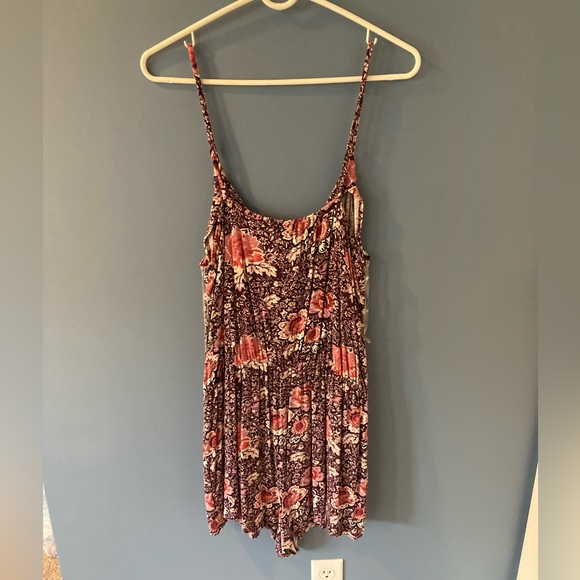 American Eagle Romper - Picture 3 of 3